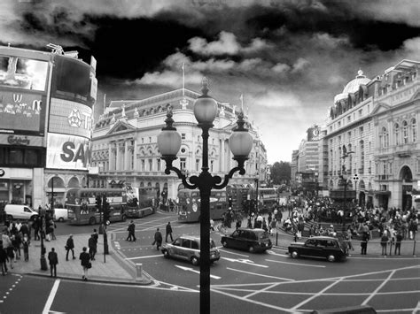 Piccadilly Circus Lamppost Art Print By Panorama London King And Mcgaw