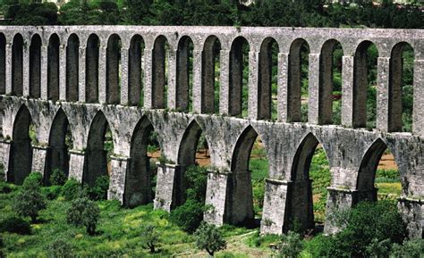 aqueduto romano em portugal creator stock fotos location sequence