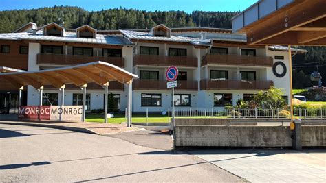 aussenansicht monroc hotel commezzadura holidaycheck trentino