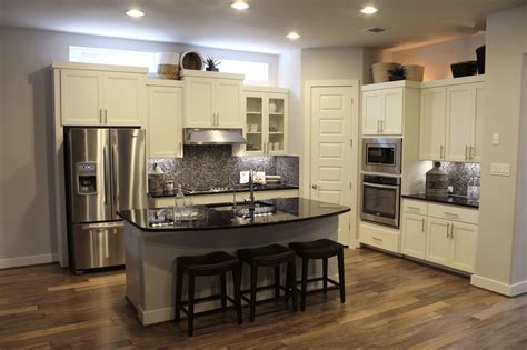match kitchen cabinet countertops  flooring combinations