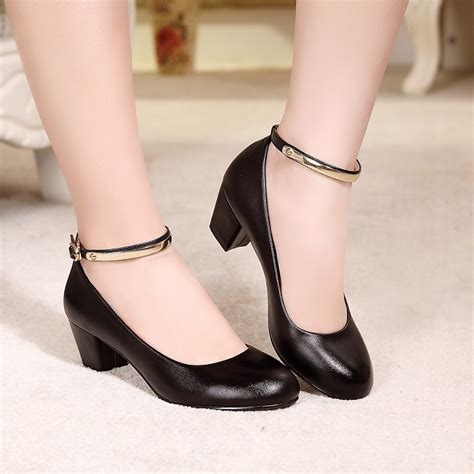 New Summer Sexy Fashion White Women Pumps Shoes Buckle