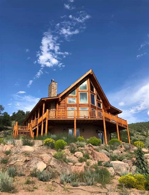 colorado log cabin   acre hunting property mountain property  sale united country