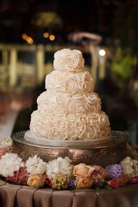 wedding cupcakes stunning wedding cake cupcake ideas