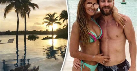 lionel messi and antonella roccuzzo s hot honeymoon revealed daily star