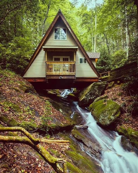 cabin   river  cozyplaces