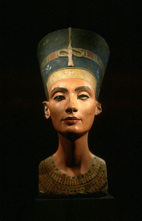 secret chamber in tutankhamun s tomb could hold long lost