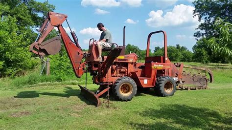 ditch witch  deutz engine trencher  backhoe combo sale youtube