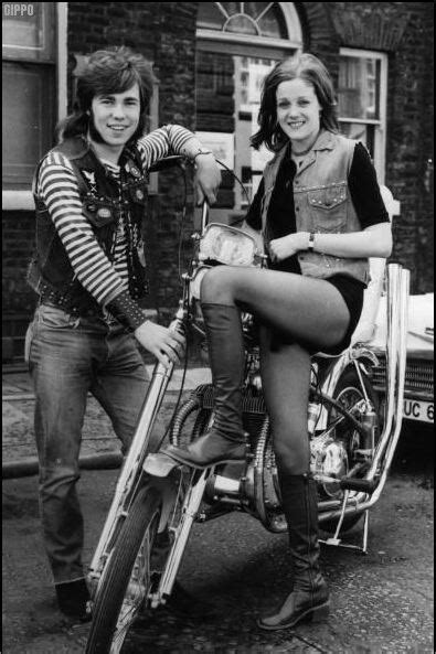 Sideblog Hot Pants And Choppers
