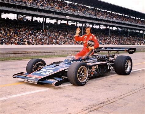 david hobbs  carling black label eagle offy qualified  indy car racing indy