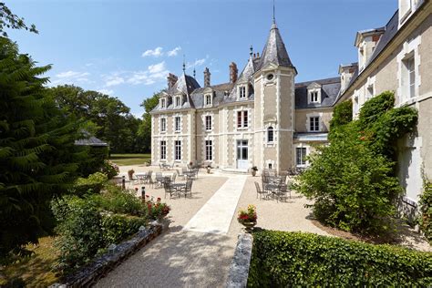 chateau hotel opens  frances loire valley