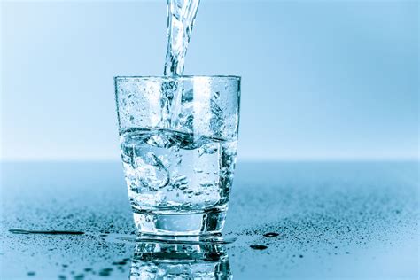 amazing benefits  drinking cold water posh lifestyle beauty blog