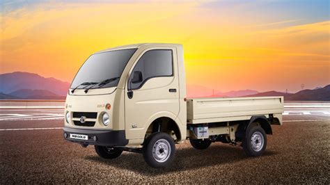 tata ace gold cx commercial vehicle launched  india price starts  rs  lakh