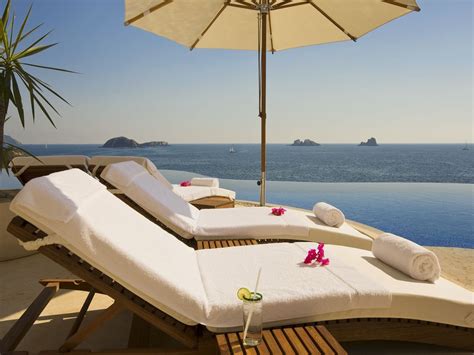 specials ixtapa mexico  inclusive cala de mar resort