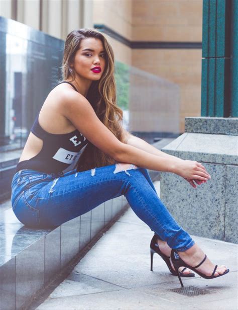 49 Hot Pictures Of Paris Berelc Which Are Stunningly Ravishing