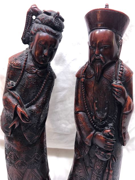 pair  chinese statues antiques board