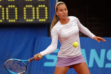 top sport players pictures and news dominika cibulkova tennis star photo