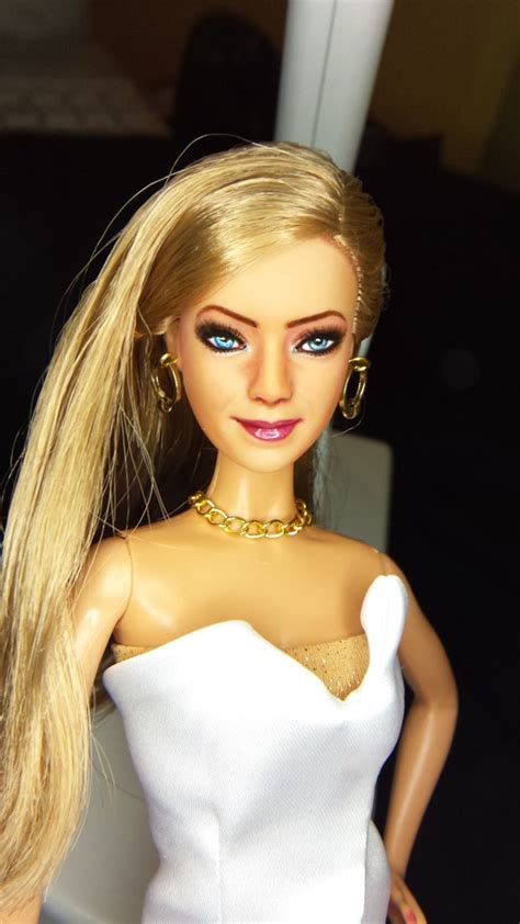 Barbie Basics Jennifer Aniston Ooak Custom By Ciprianodolls