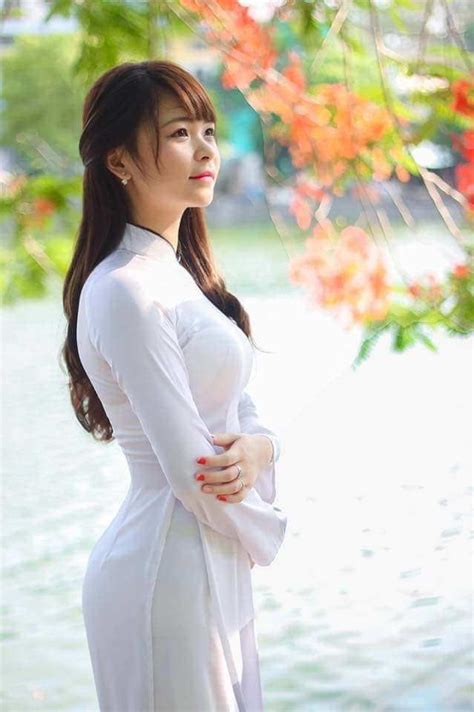 ghim của femme fatale trên geil beautiful asian girls vietnamese dress và asian beauty