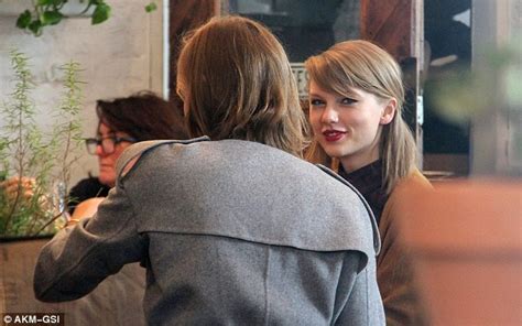 taylor swift and karlie kloss show off their long pins in