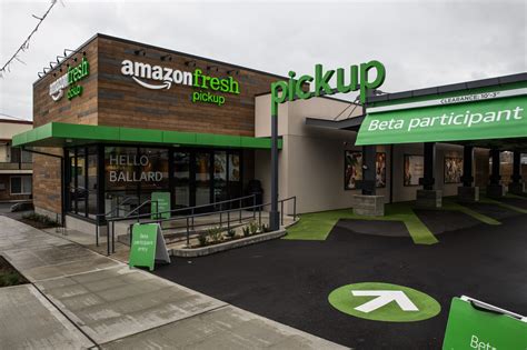 amazon unveils  seattle stores grocery pickup service