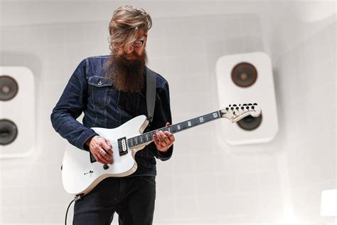 guitar interview jim root  slipknot jazzmasters  standing shoulder  shoulder