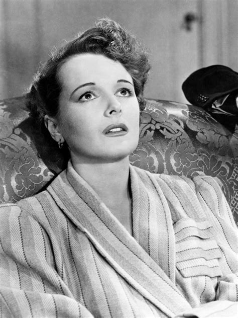 film noir femme fatales classic style and seduction tips
