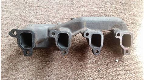 exhaust ported exhaust manifold