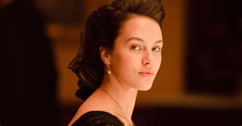 Jessica Brown Findlay Speaks About Eating Disorder
