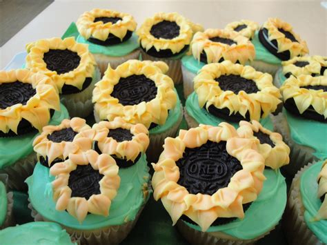 project diary sunflower cupcakes