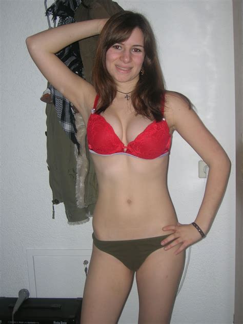 shy german amateur poses for the first time ~ 40 on 2 blogspot