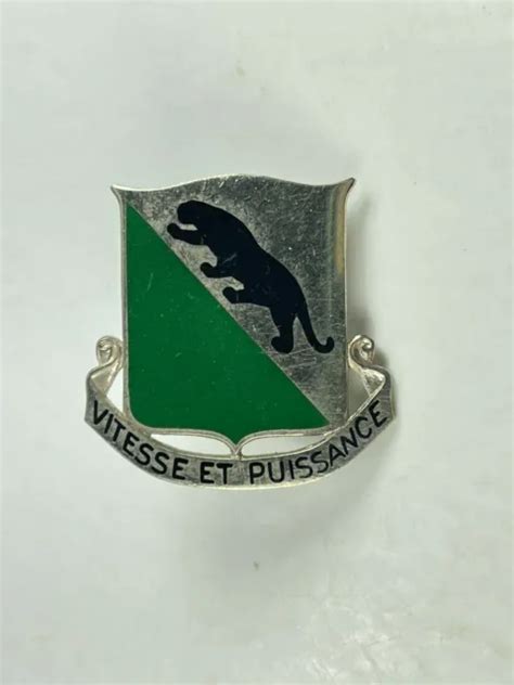 vintage  battalion  armor regiment crest metal pin pinback tack