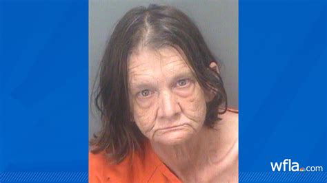 Wfla News On Twitter Woman Arrested After Exposing Herself To St