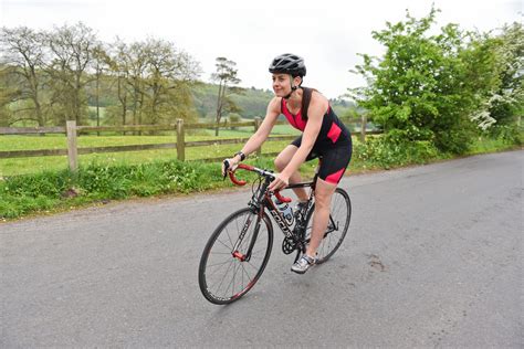 top tips  conquering  triathlon cycling fears