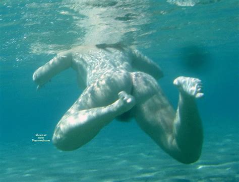 Underwater Voyeur August 2008 Voyeur Web Hall Of Fame