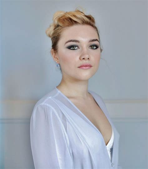 Florence Pugh Hottest Photos Sexy Near Nude Pictures S