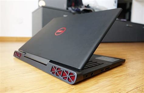 dell inspiron gaming laptop review    money   big