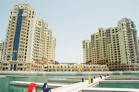 dubai constructions update  imre solt nakheel commences handover  marina residences