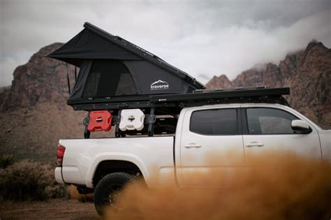 solar eclipse pro retractable hard case vehicle awning