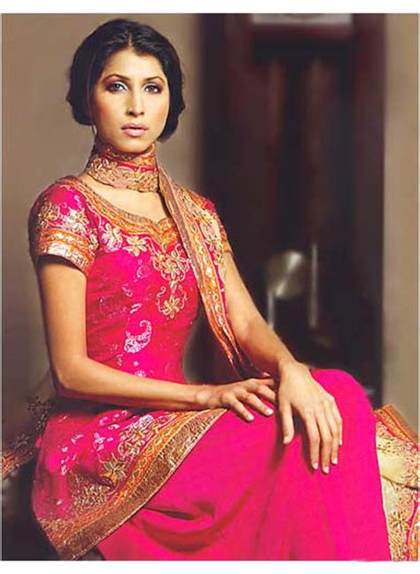 Pakistani Mangni Engagement Dresses For Girls – Beautiful Selection