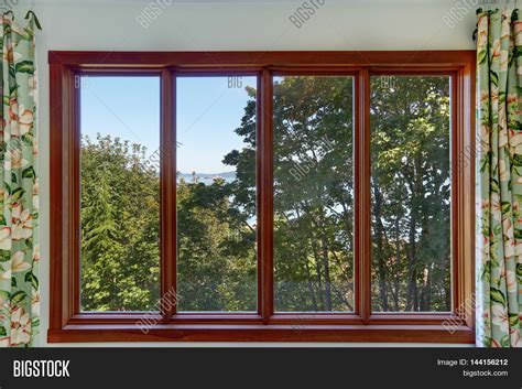 close large  pane image photo  trial bigstock