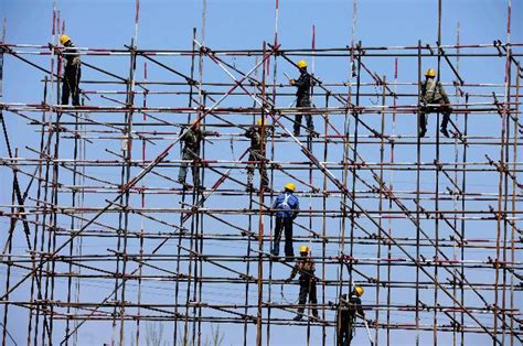 rise  scaffolding    suburb  northampton paris hilton