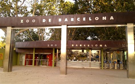 barcelona zoo  skip