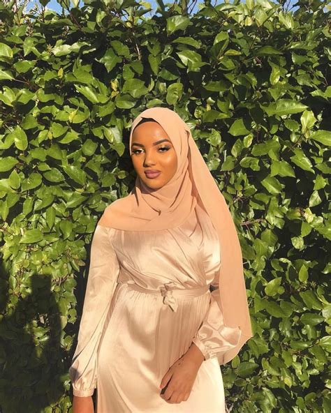 Cream Hijab Eid Lookbook Abaya Modest Fashion