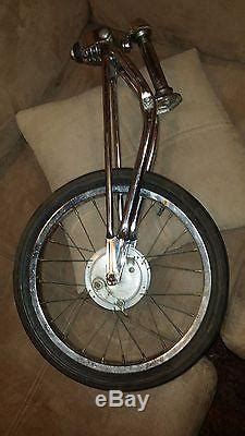 schwinn stingray krate bicycle front wheel   superior tire vintage