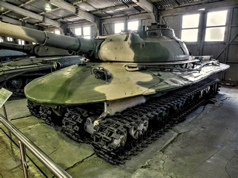 russia built  object  tank  win  nuclear war  nato  national interest