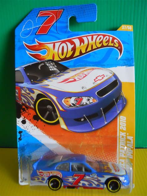 Dexters Diecasts Dexdc Hot Wheels 2011 37 ~ Danica Patrick 2010