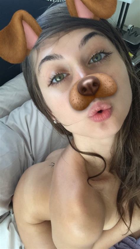 21 snapchats showing why riley reid is one of the most followed chaostrophic