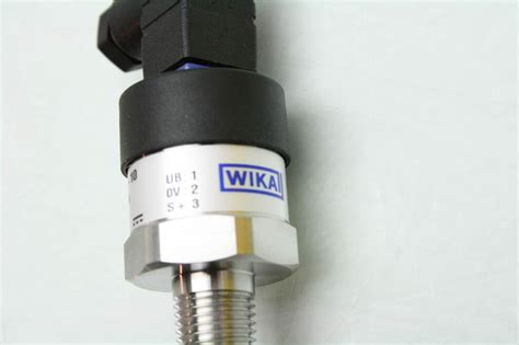 wika   pressure transmittertransducer   psi   analog range  ebay