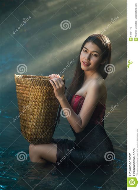 De Aziatische Sexy Vrouw Van Het Land Stock Foto Afbeelding Bestaande