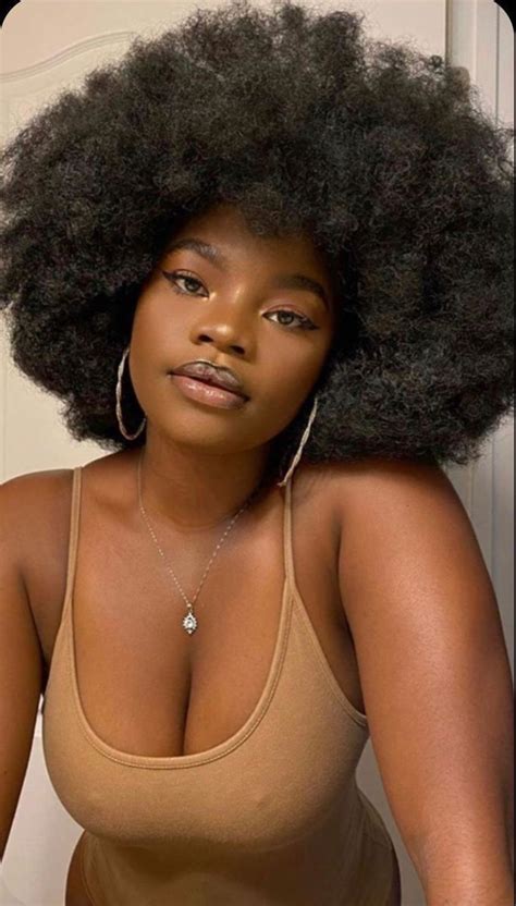 and suddenly we need to recreate this look 💜 dark skin women dark